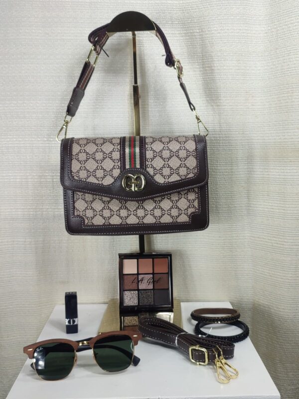 Bolsa Elegante/Juvenil GG Para Mujer - Imagen 6