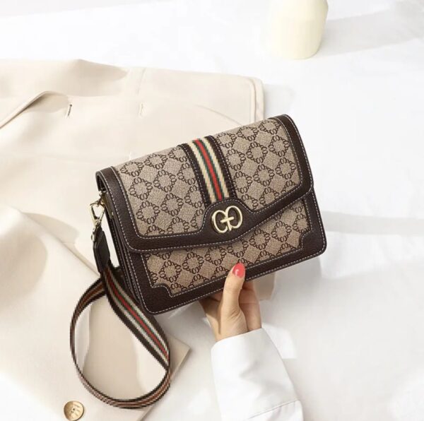 Bolsa Elegante/Juvenil GG Para Mujer - Imagen 2