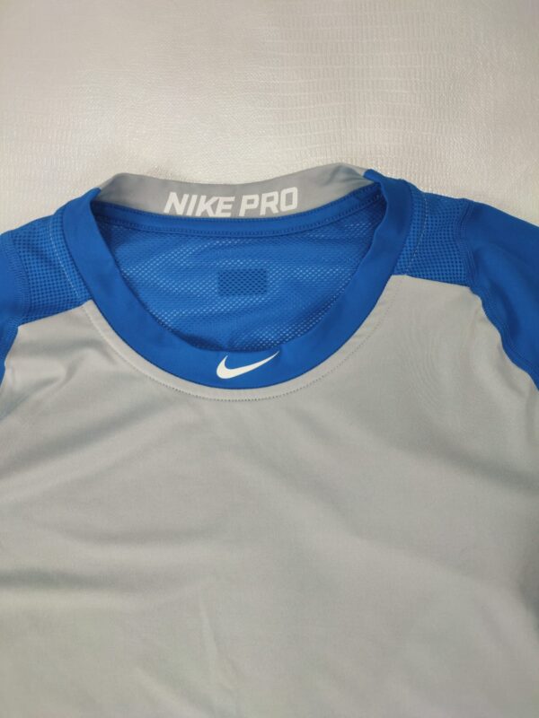 Camisa HOMBRE NIKE PRO SLIM FIT COLLECTION  Azul|Amarillo - Imagen 4