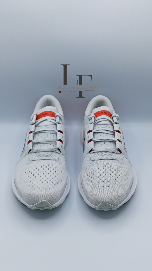 🌟NIKE AIR ZOOM VOMERO 16🌟 - Imagen 6