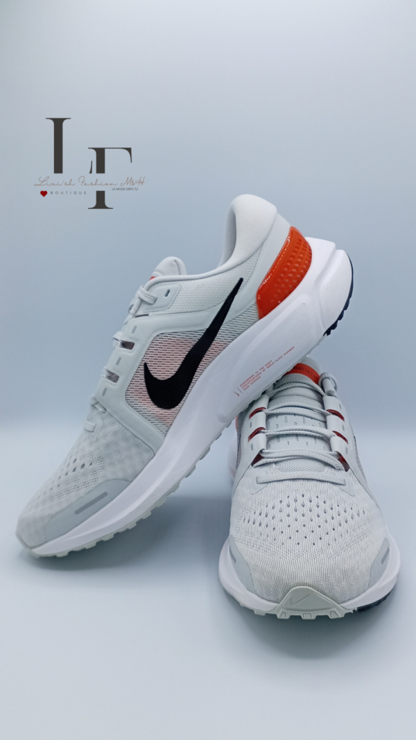 🌟NIKE AIR ZOOM VOMERO 16🌟